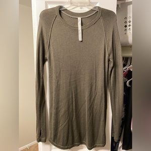 Lululemon olive green sweater